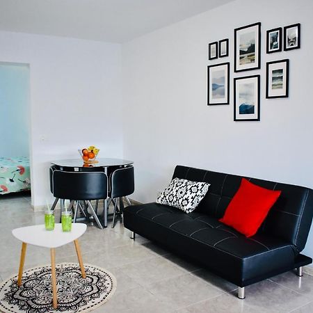 דירות לוס ריאלחוס Sunset House מראה חיצוני תמונה