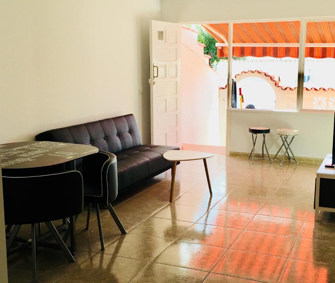 דירות לוס ריאלחוס Sunset House מראה חיצוני תמונה