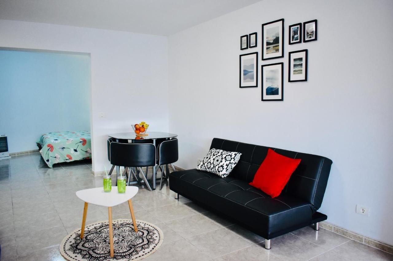 דירות לוס ריאלחוס Sunset House מראה חיצוני תמונה