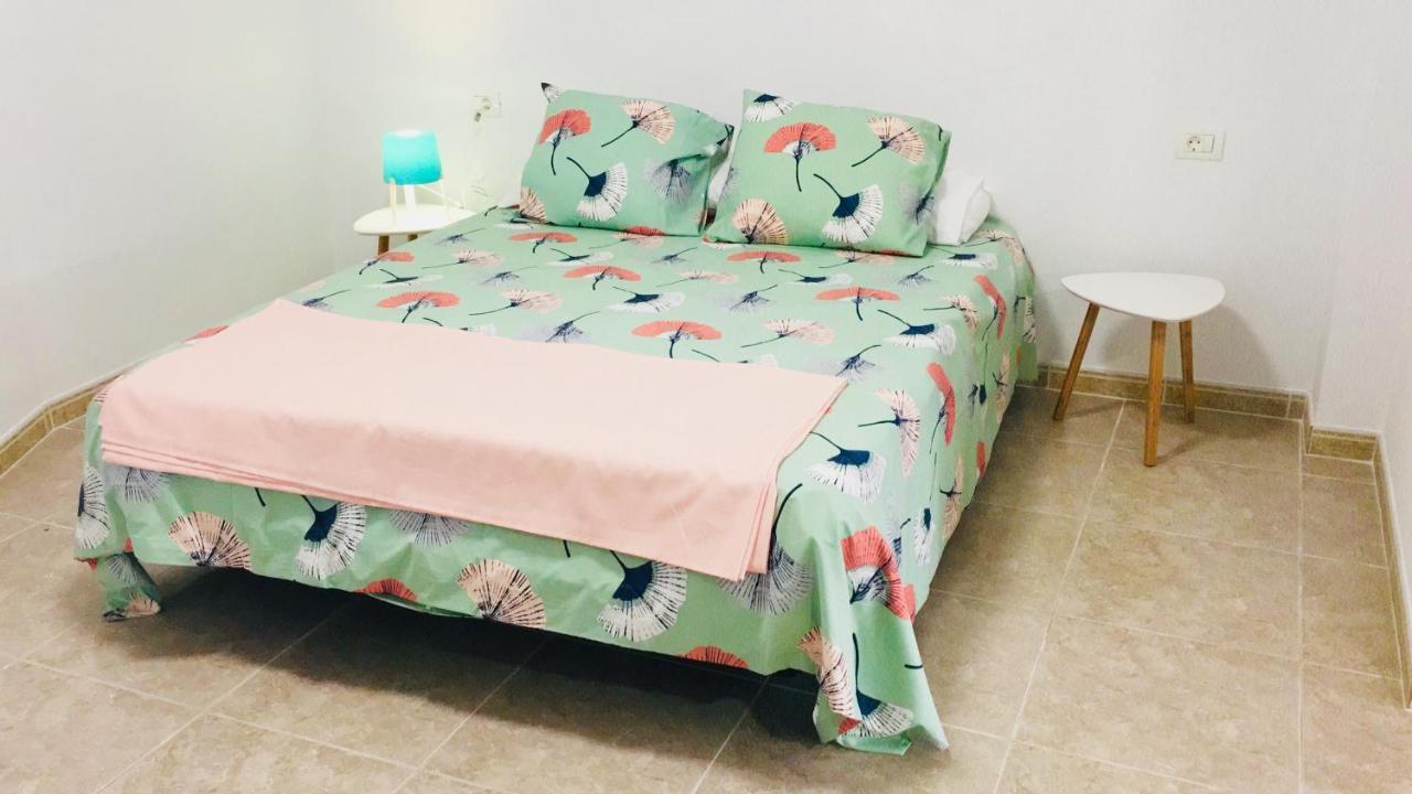 דירות לוס ריאלחוס Sunset House מראה חיצוני תמונה