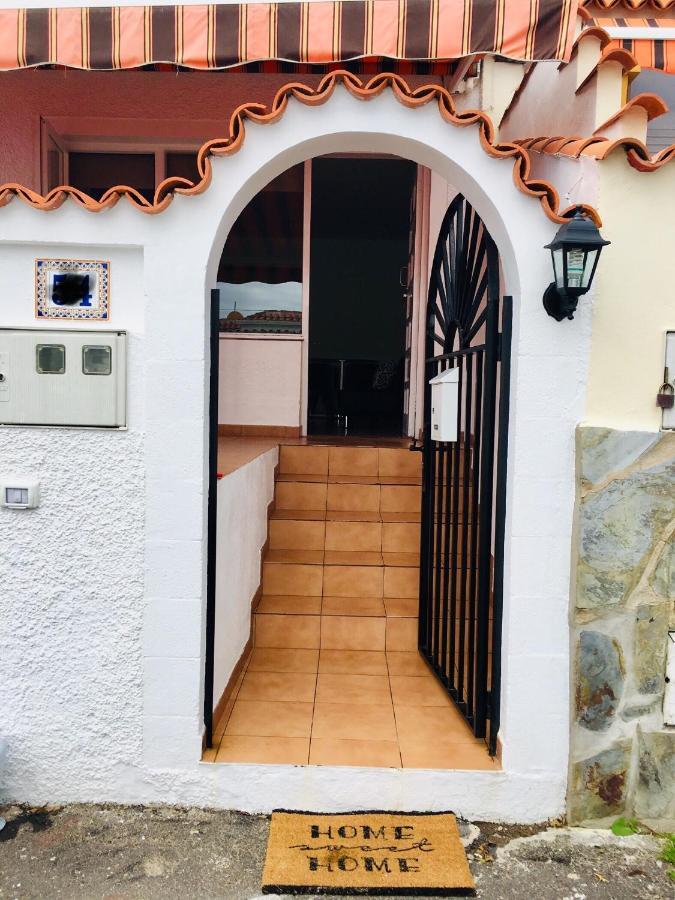 דירות לוס ריאלחוס Sunset House מראה חיצוני תמונה
